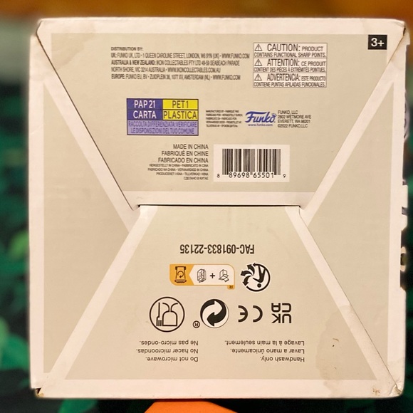 Funko POP! Mug & Pin - Picture 4 of 5